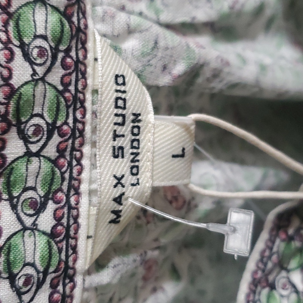 Max Studio Green Floral Blouse with puffy sleeves brand new - Picture 2 of 5